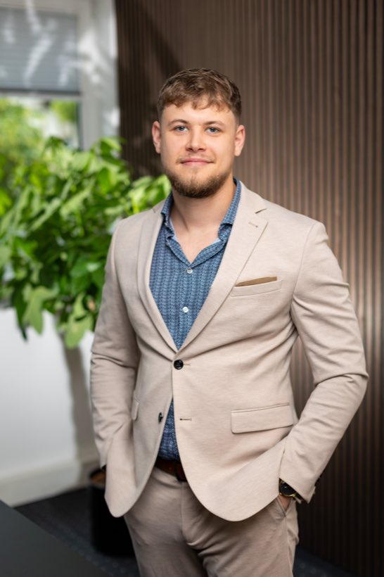 Dominik B.